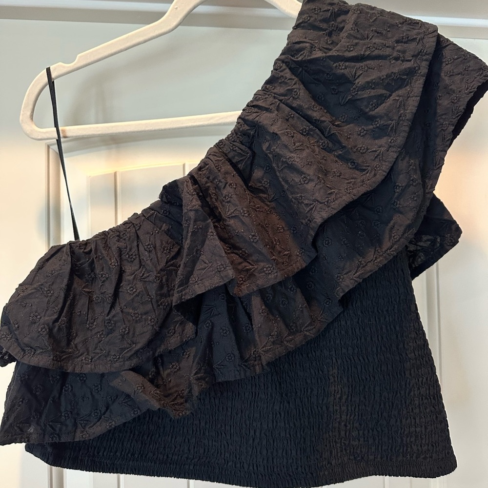Abercrombie Black One-Shoulder Ruffle Top NWT